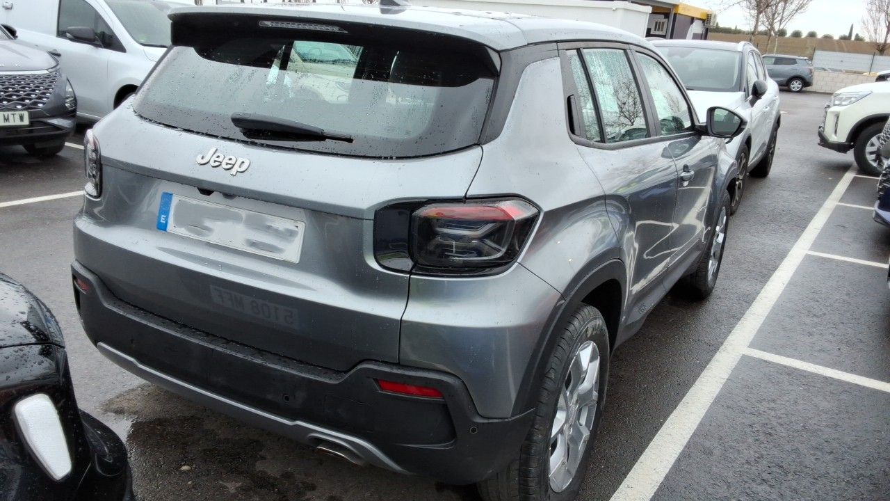 Jeep Avenger Altitude 1.2 - Foto 4