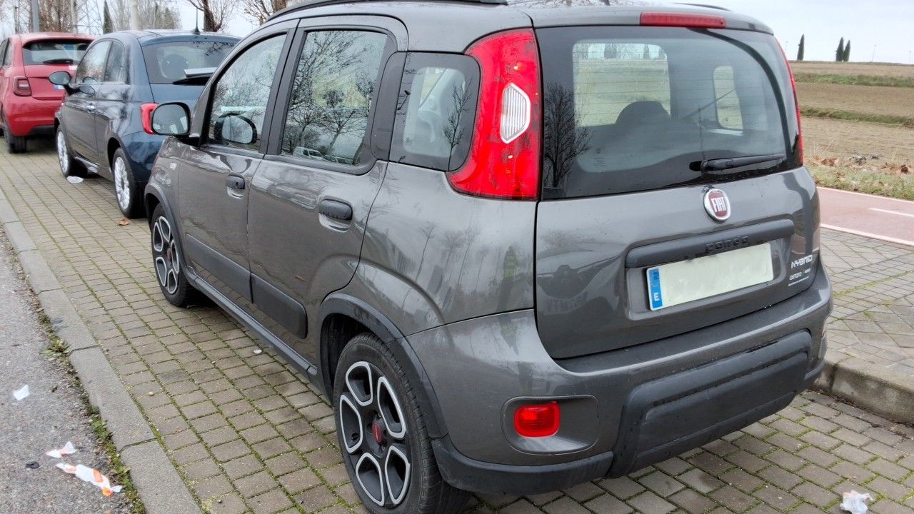 Fiat Panda City Hybrid 1.0 70CV - Foto 5