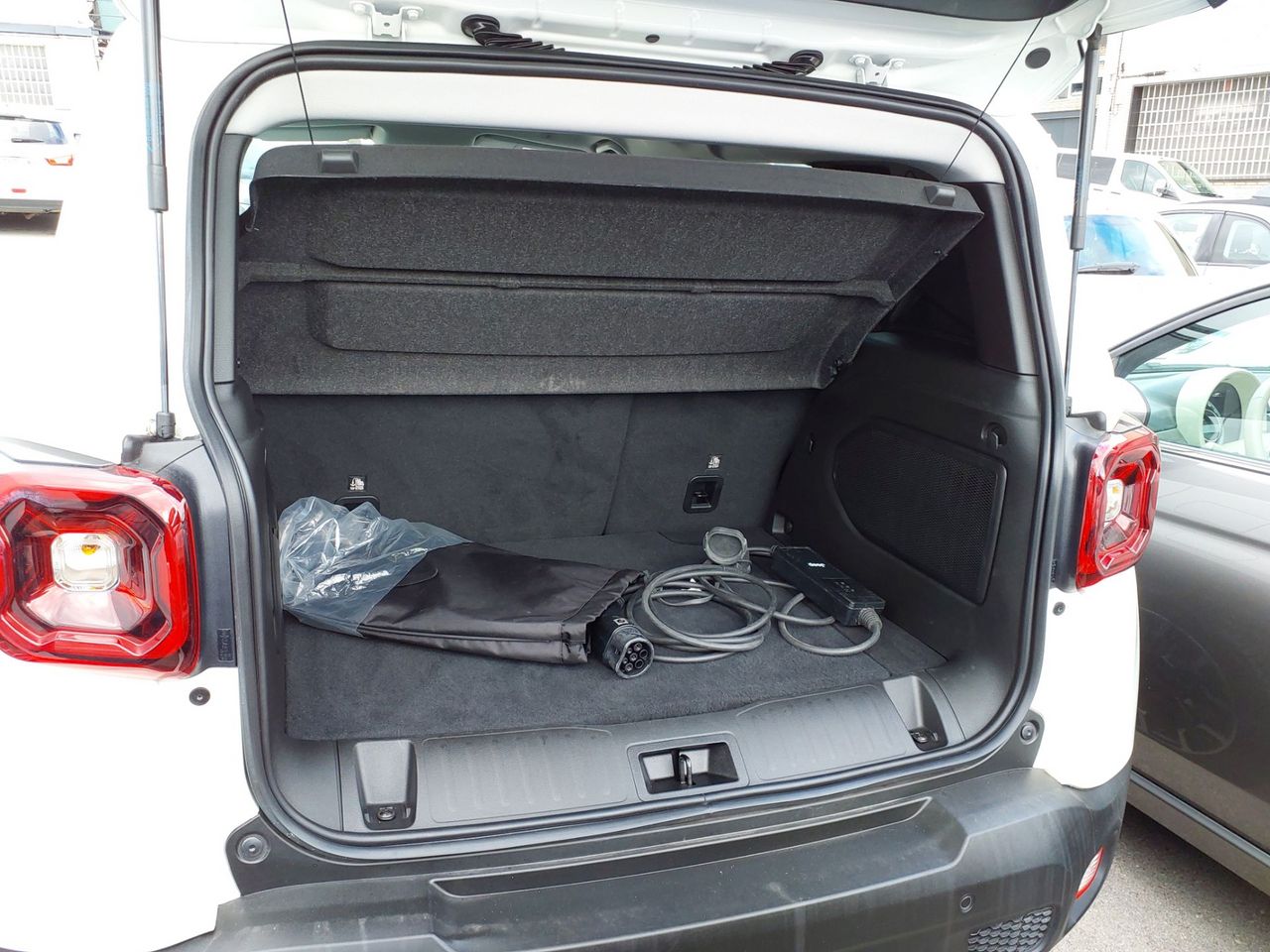 Jeep Renegade Thawk 1.3 PHEV 240CV - Foto 6