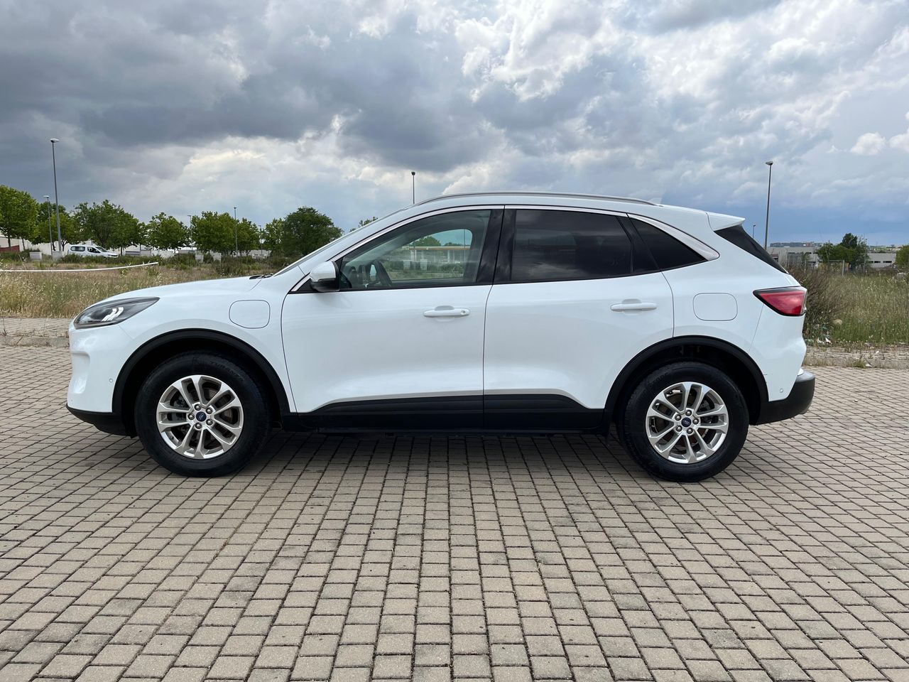 Ford Kuga Titanium 2.5 Duratec PHEV - Foto 6