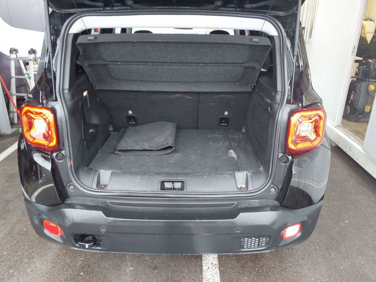 Jeep Renegade Thawk 1.3 PHEV 240CV - Foto 6