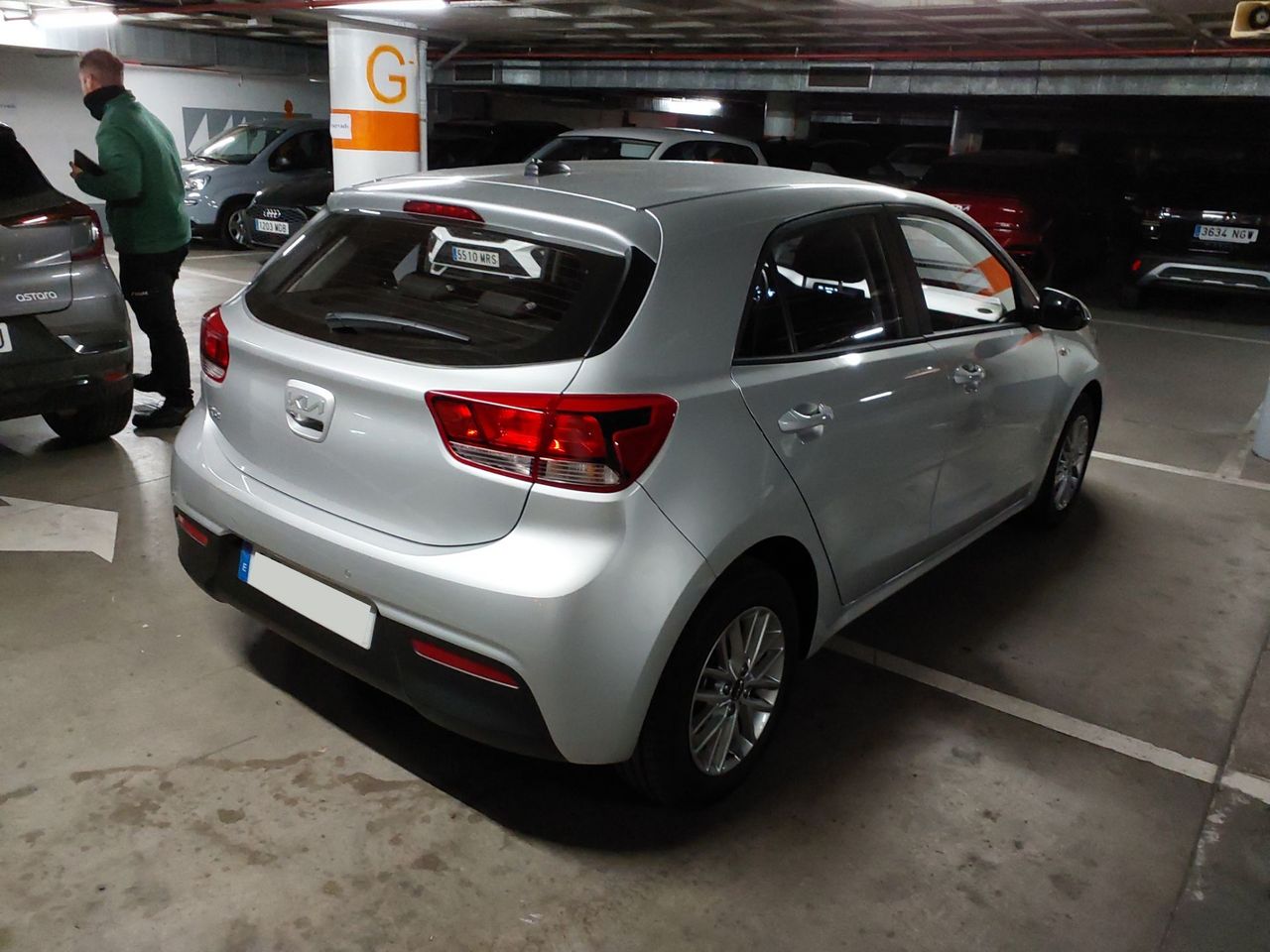 Kia Rio Active 1.0 100CV - Foto 4