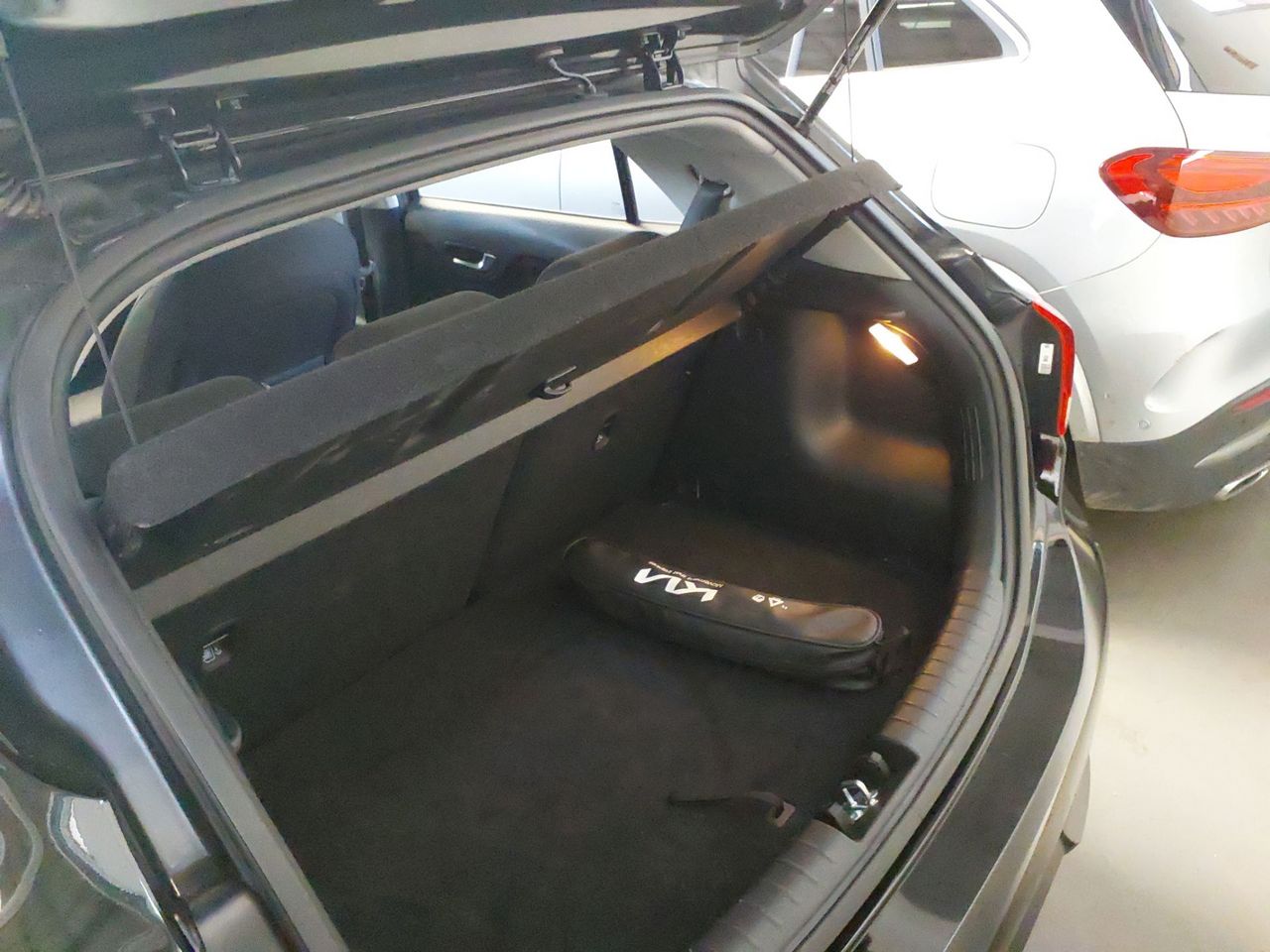 Kia Rio Active 1.0 100CV - Foto 6