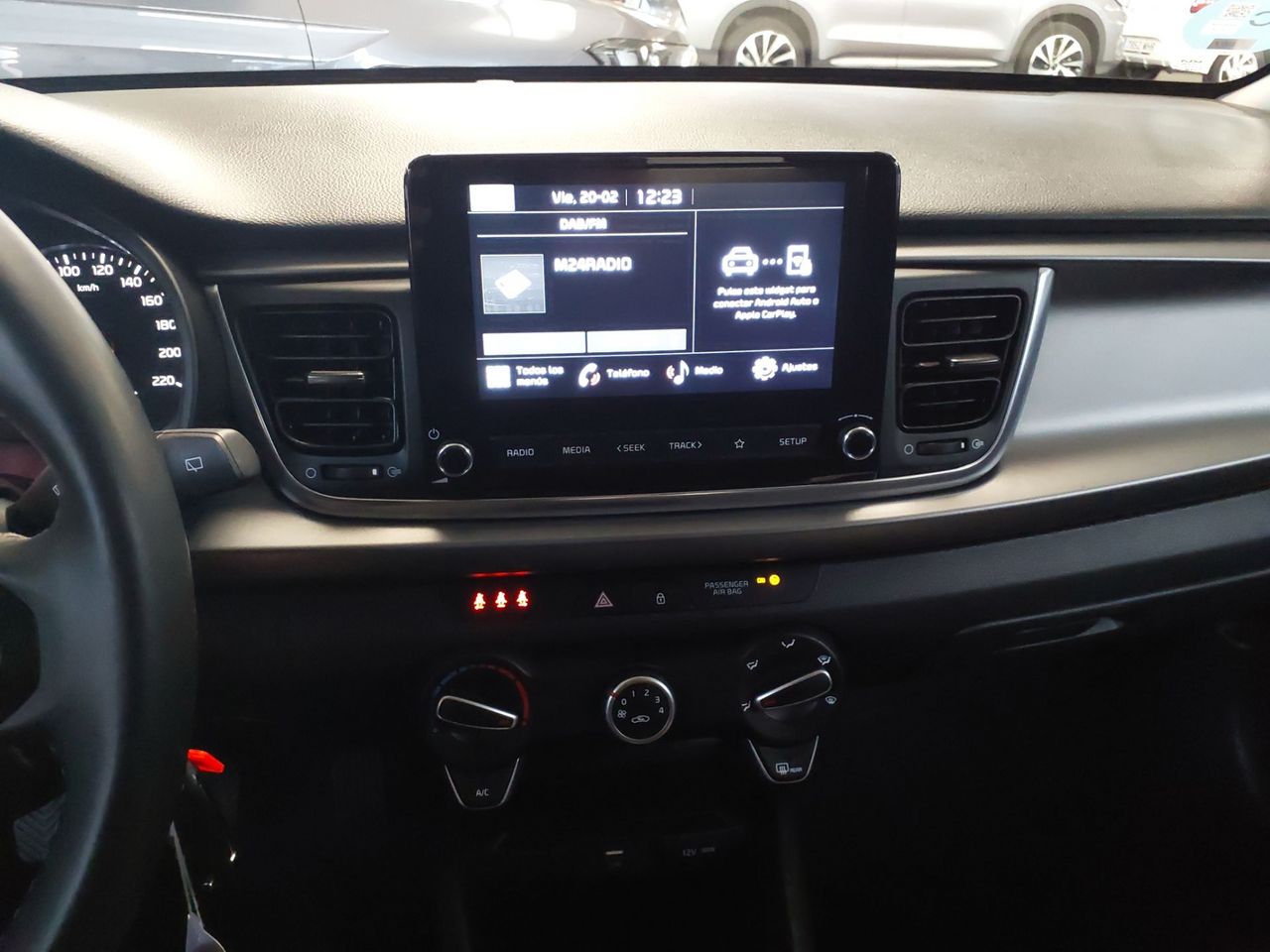 Kia Rio Active 1.0 100CV - Foto 9