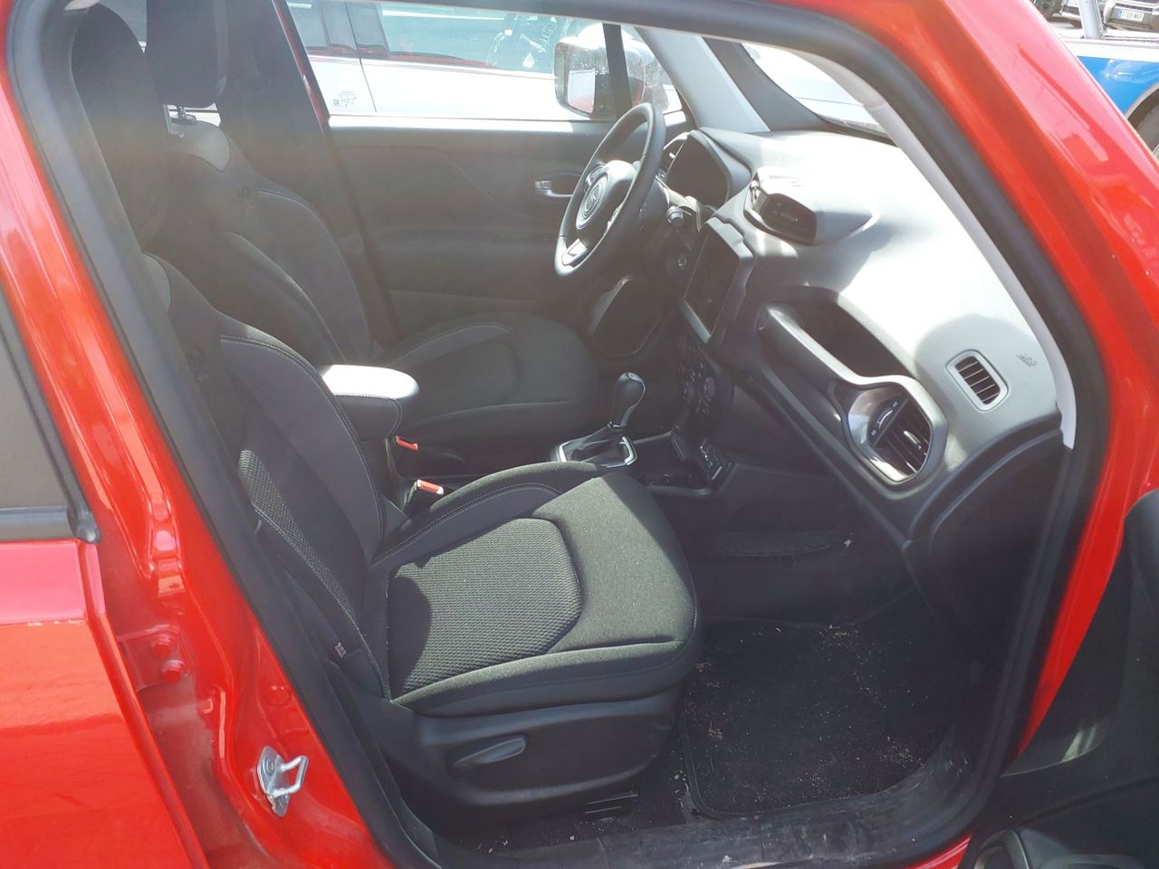 Jeep Renegade 1.6 Limited 130CV MHEV - Foto 7