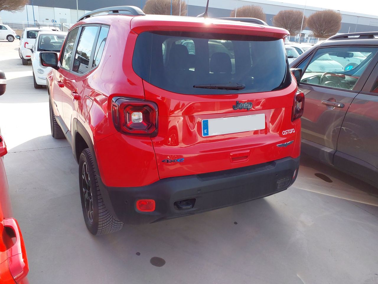 Jeep Renegade 4xe 1.3 PHEV 177 kW(240CV) Trailhawk AT - Foto 5