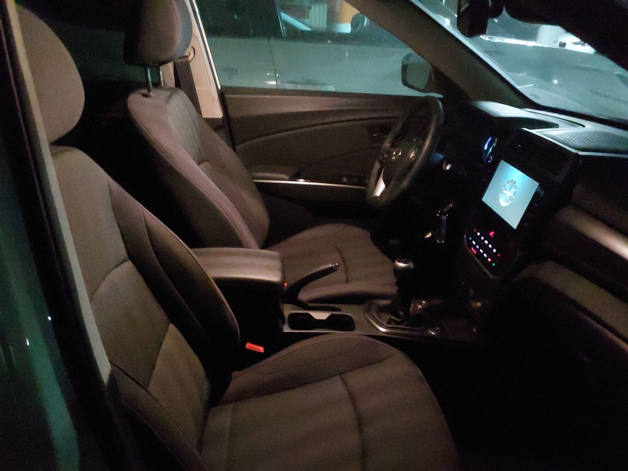 KGM Tívoli G15T LP Urban Plus - Foto 6