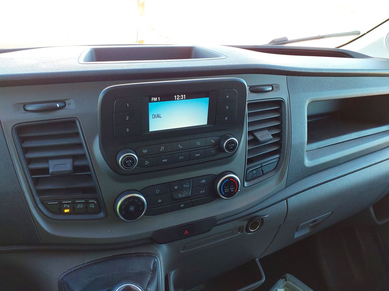 Ford Transit Connect Kombi 1.5 TDCi 120cv Trend 230 L2 (M1) - Foto 9