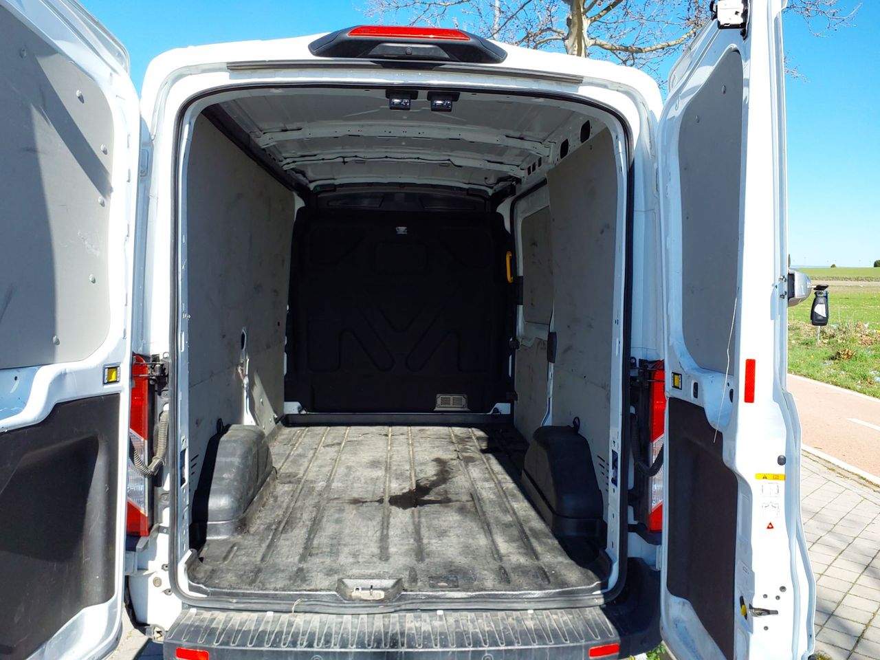 Ford Transit Connect Kombi 1.5 TDCi 120cv Trend 230 L2 (M1) - Foto 6