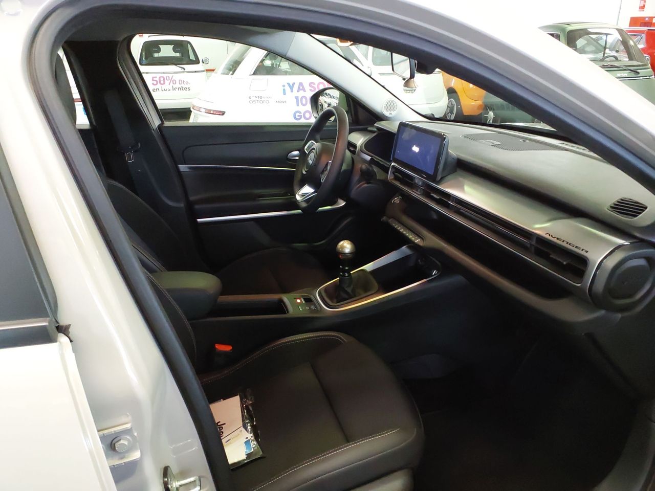 Jeep Avenger 1.2 G 74kW (100CV) Altitude - Foto 8