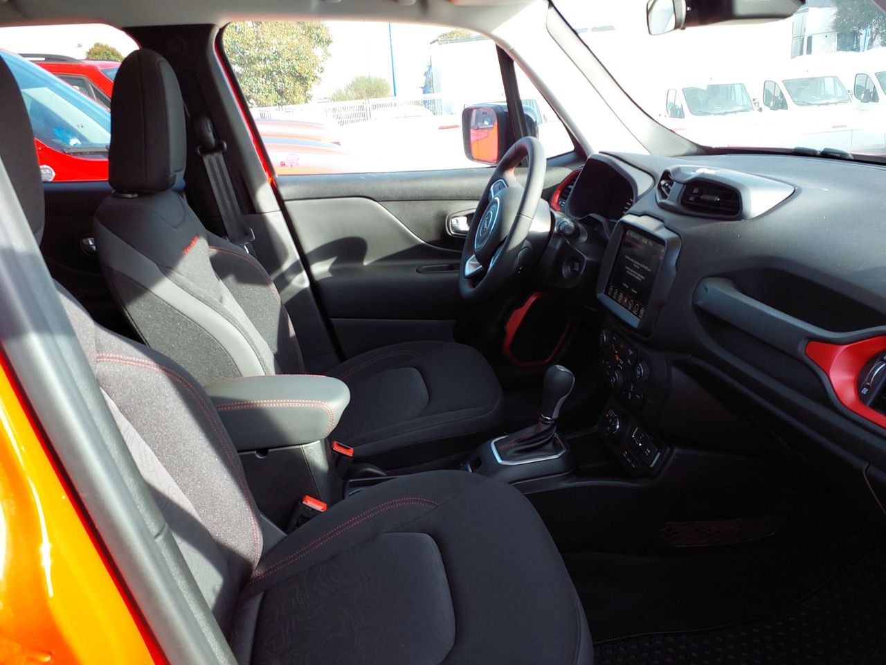 Jeep Renegade 4xe Trailhawk 1.3 PHEV 240hp AT EAWD - Foto 7