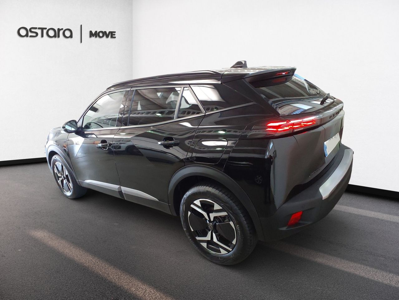 Peugeot 2008 Allure Puretech 100 S&S 6 Vel. MAN - Foto 5