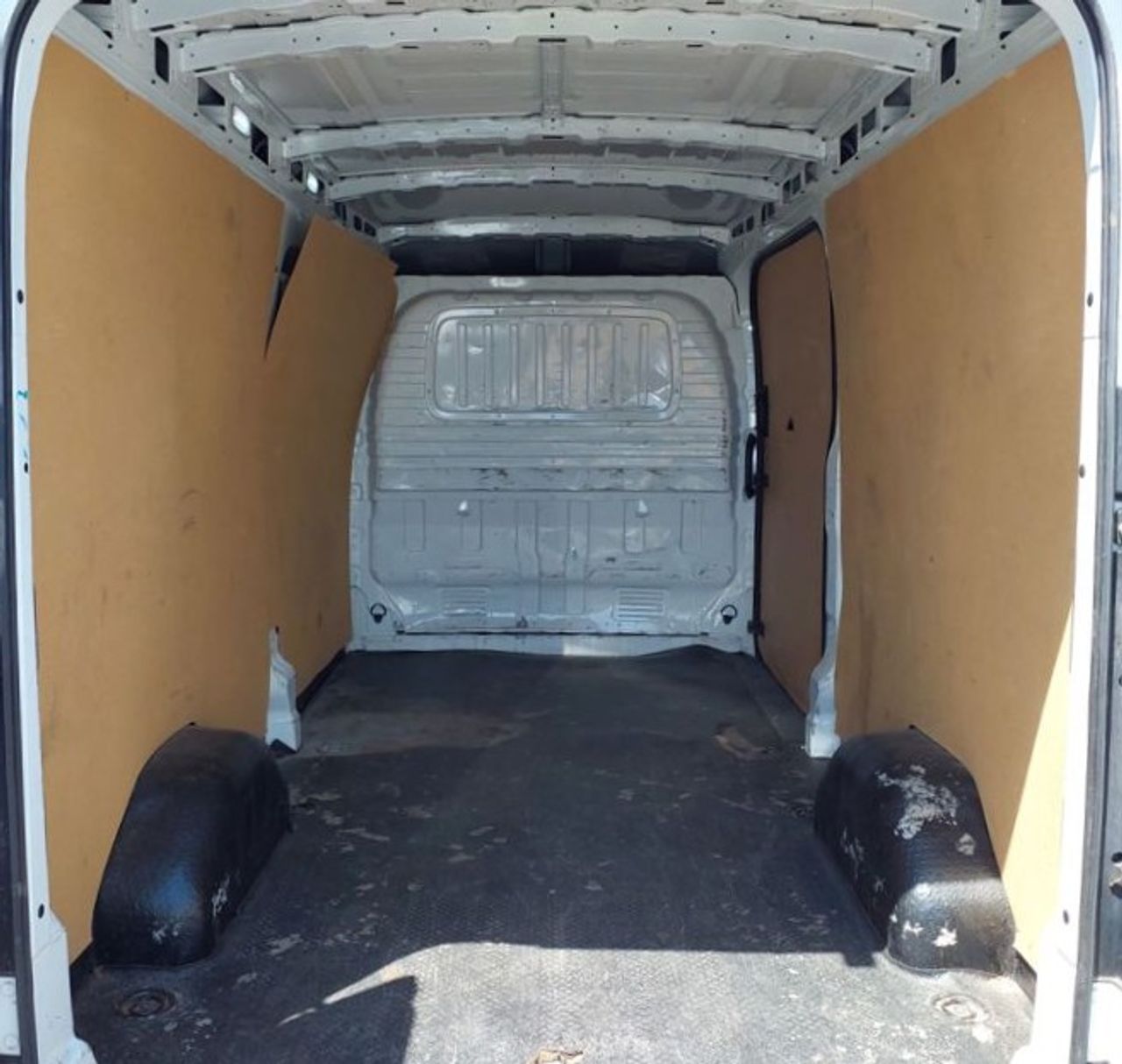 Maxus Deliver 9 2.0D L3H2 - Foto 6