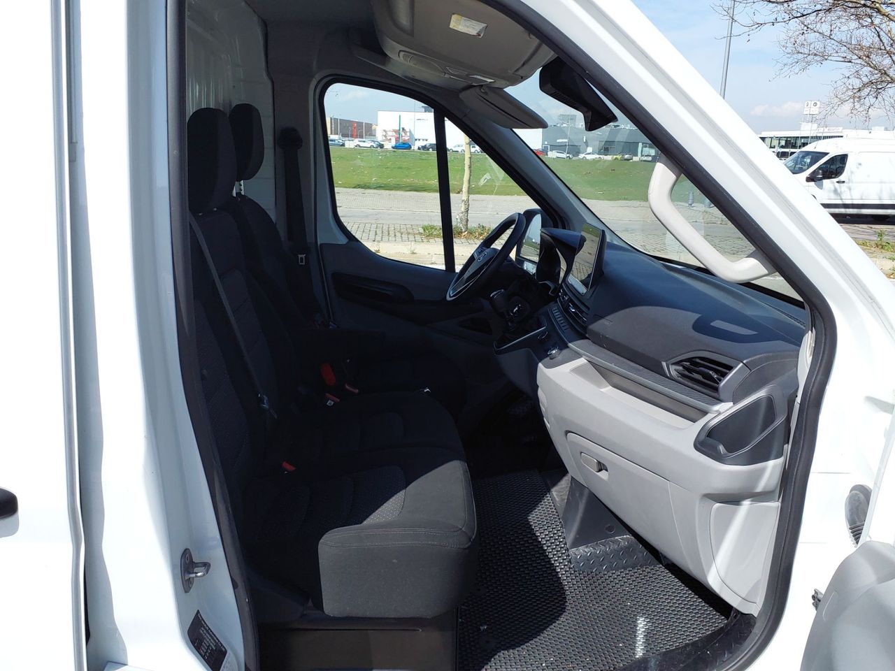 Maxus Deliver 9 2.0D L3H2 - Foto 8