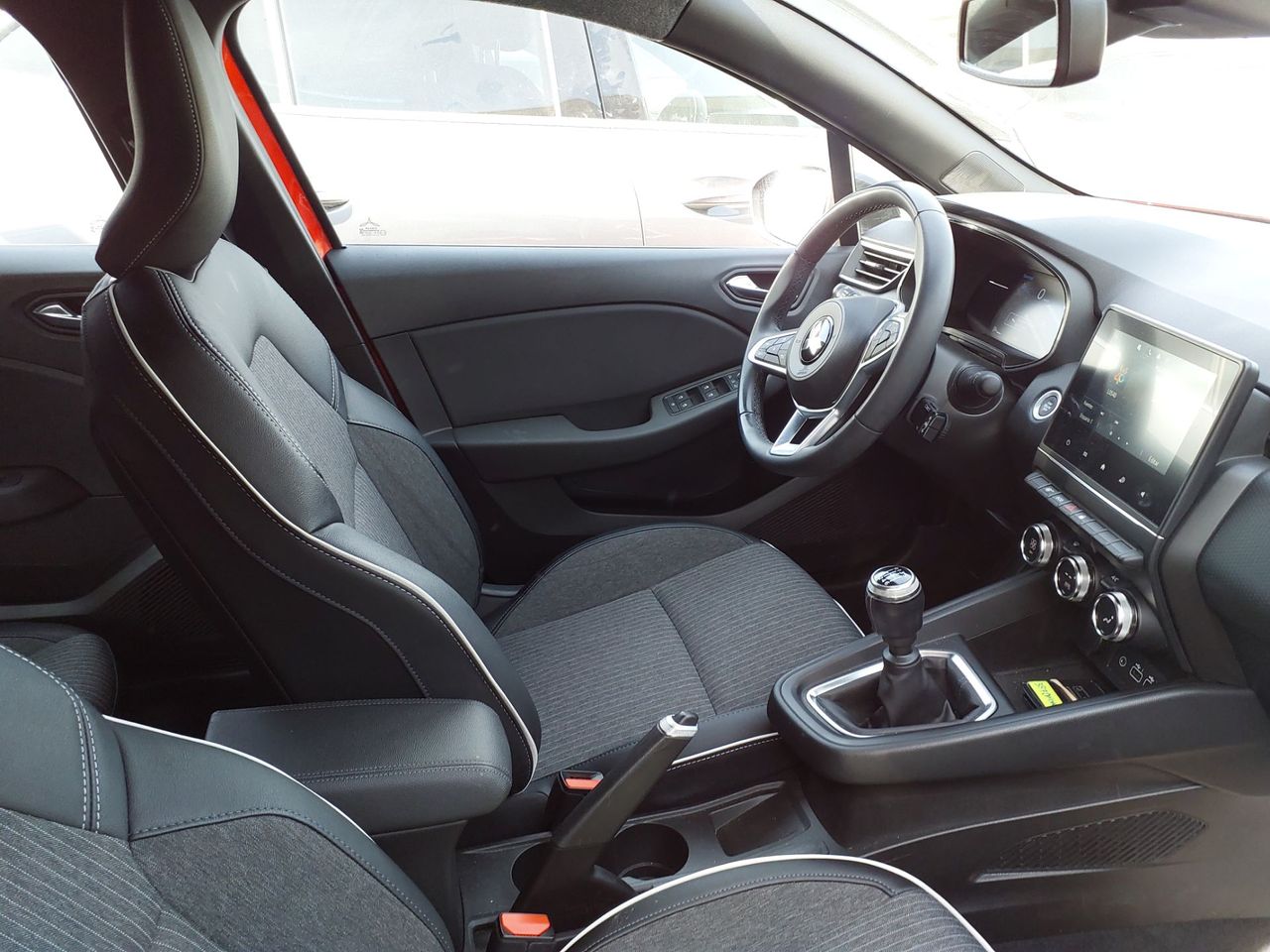 Mitsubishi Colt 100T Kaiteki - Foto 8