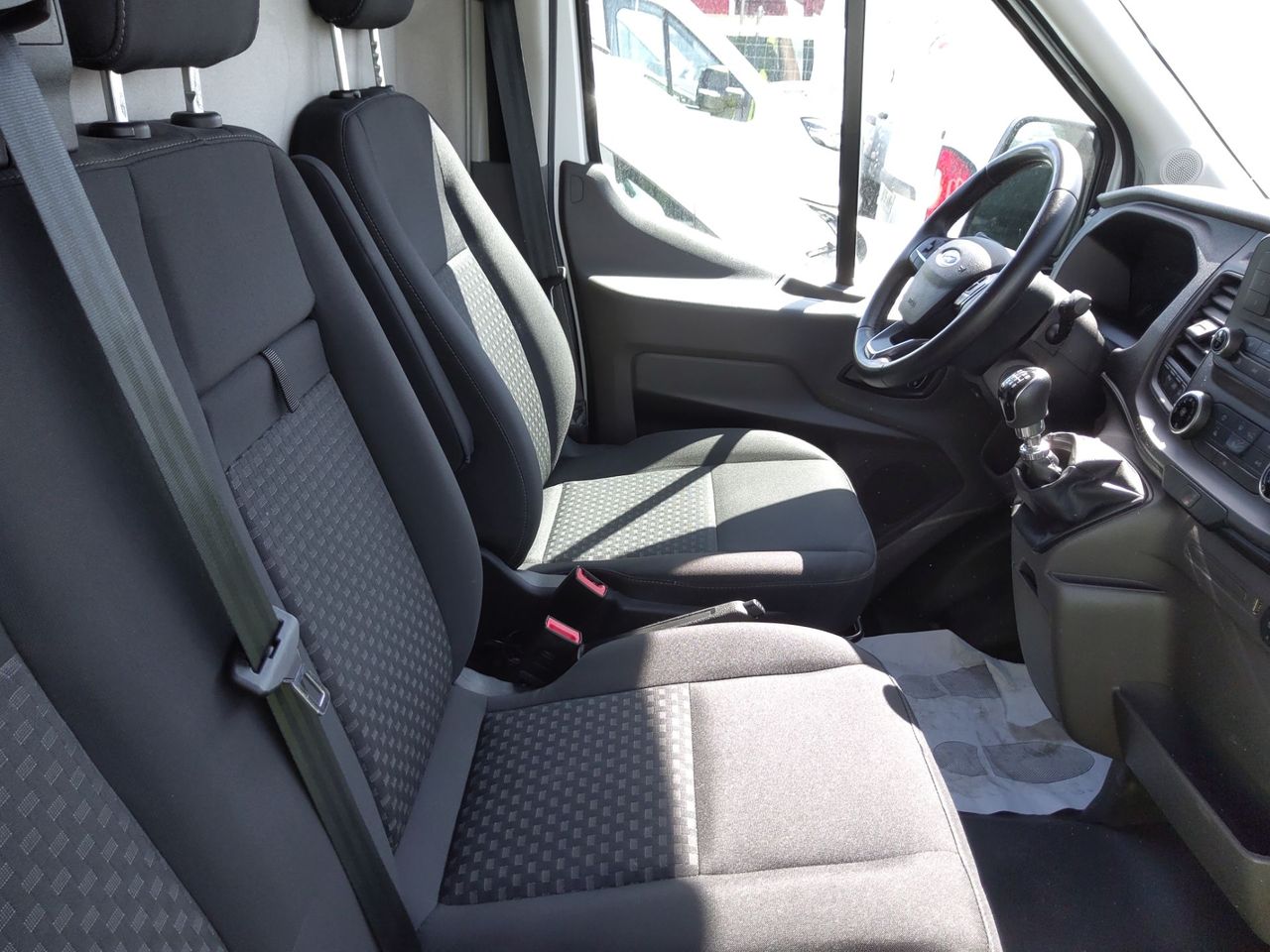 Ford Transit FT350 L3 EB 130CV - Foto 12