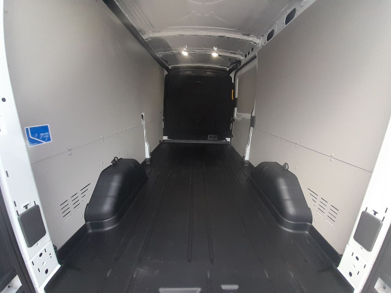 Ford Transit FT350 L3 EB 130CV - Foto 10