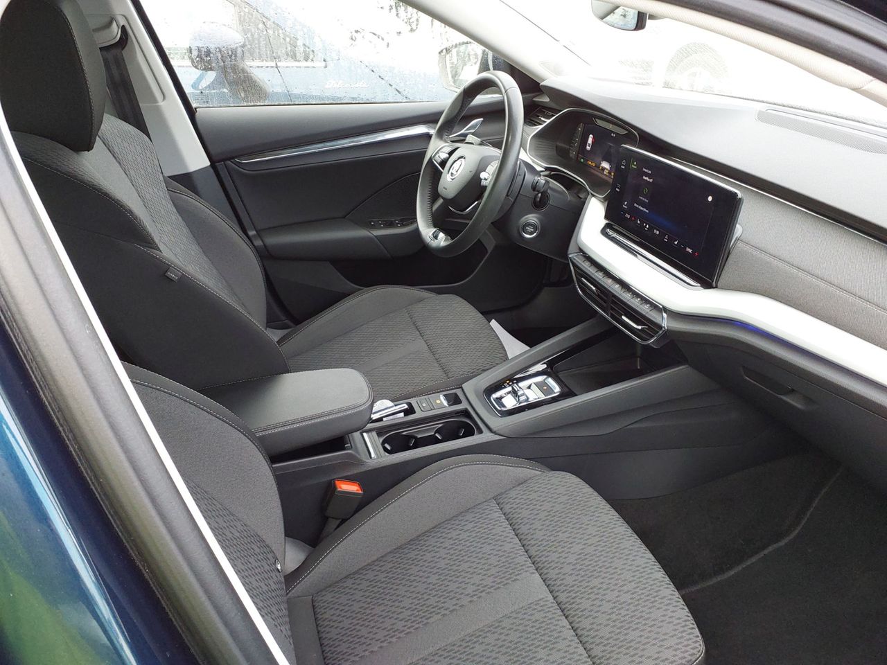Skoda Octavia 1.5 TSI m-HEV 110kW(150CV) DSG Selection - Foto 6