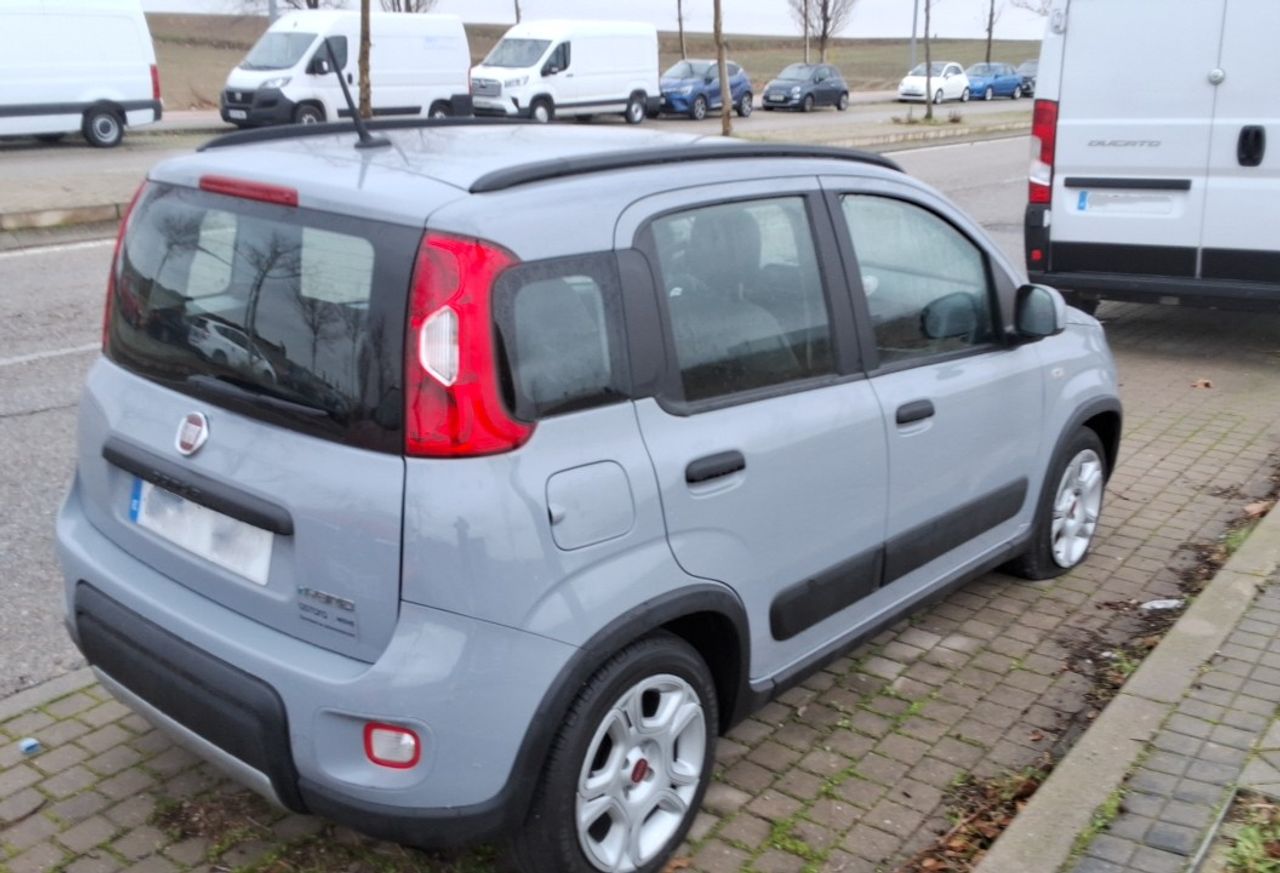 Fiat Panda City Life Hybrid 1.0 Gse 51kw (70CV) - Foto 4