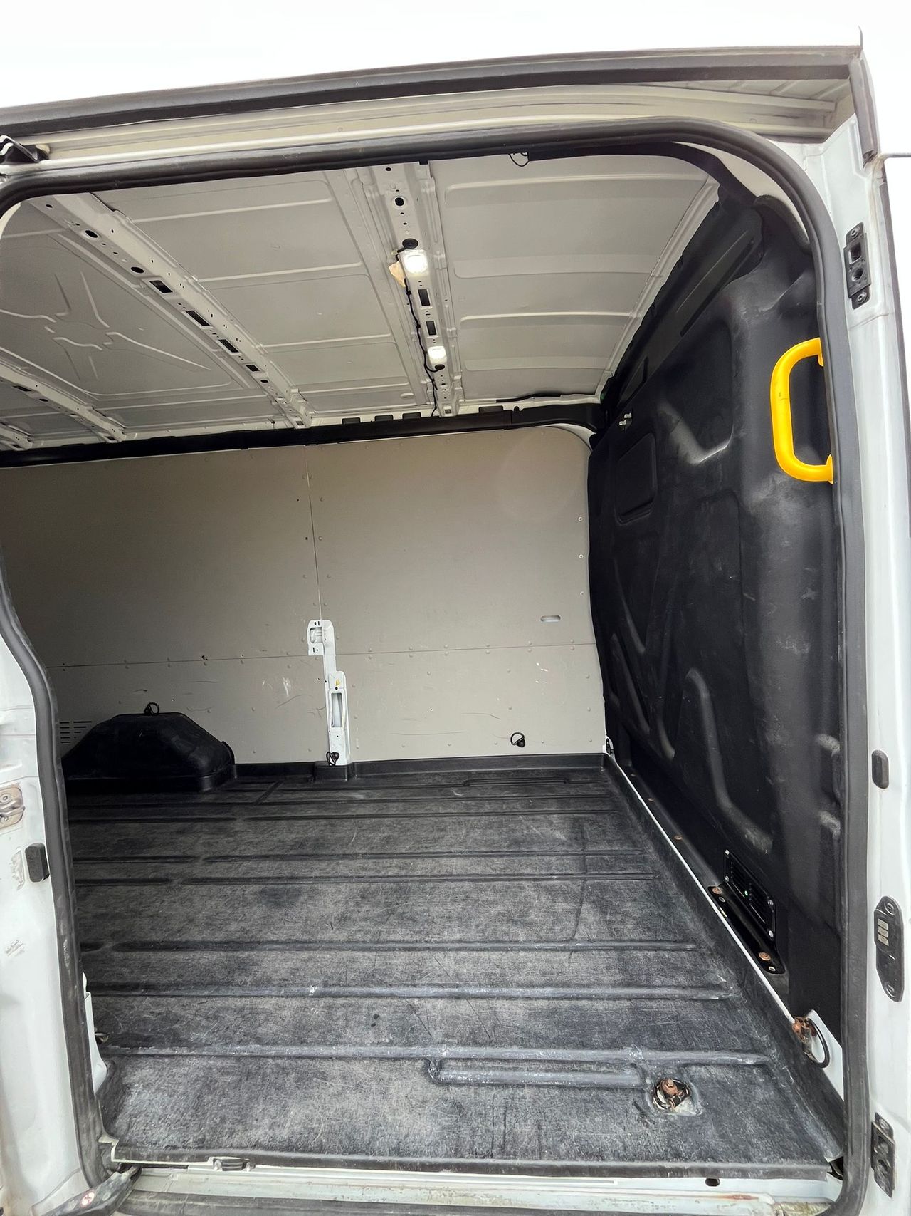 Ford Transit FT350 L3 EB 130CV - Foto 9