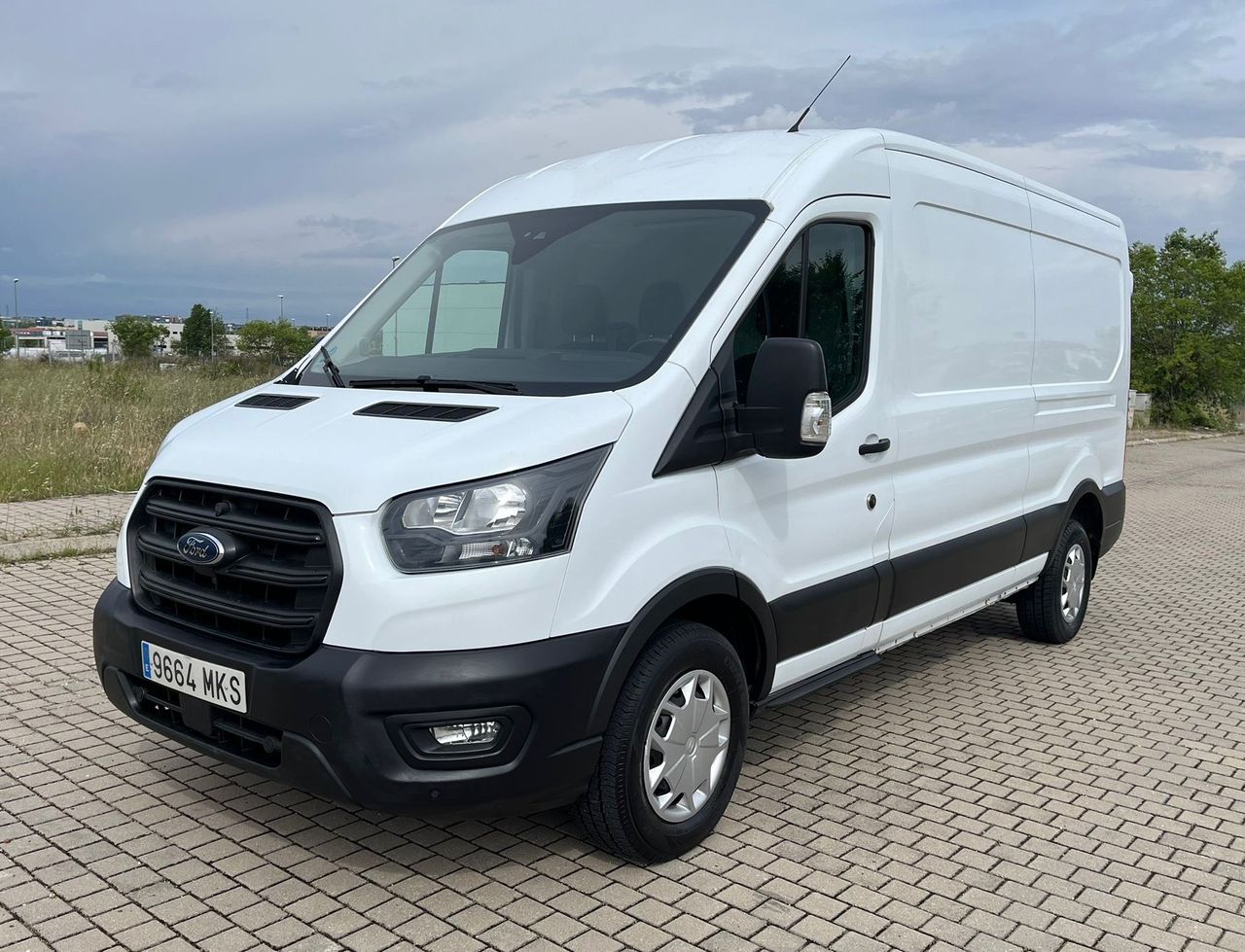 Ford Transit FT350 L3 EB 130CV - Foto 4