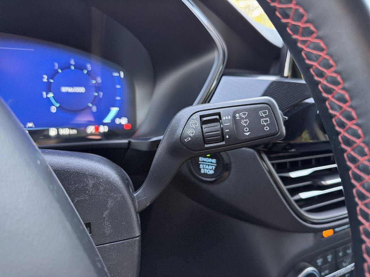 Ford Kuga ST-Line X 1.5T EcoBoost 110kW (150CV) - Foto 32