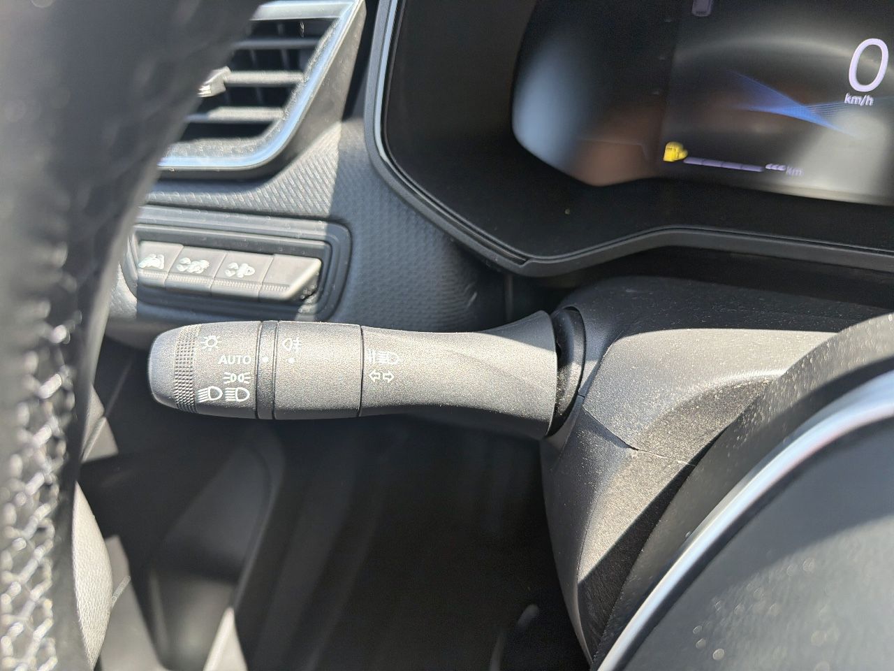 Mitsubishi Colt 100T Kaiteki - Foto 26