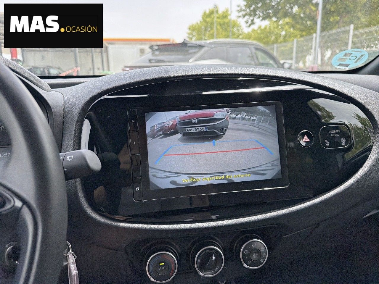 Toyota Aygo X Cross 1.0 VVT-I 72CV Like - Foto 27