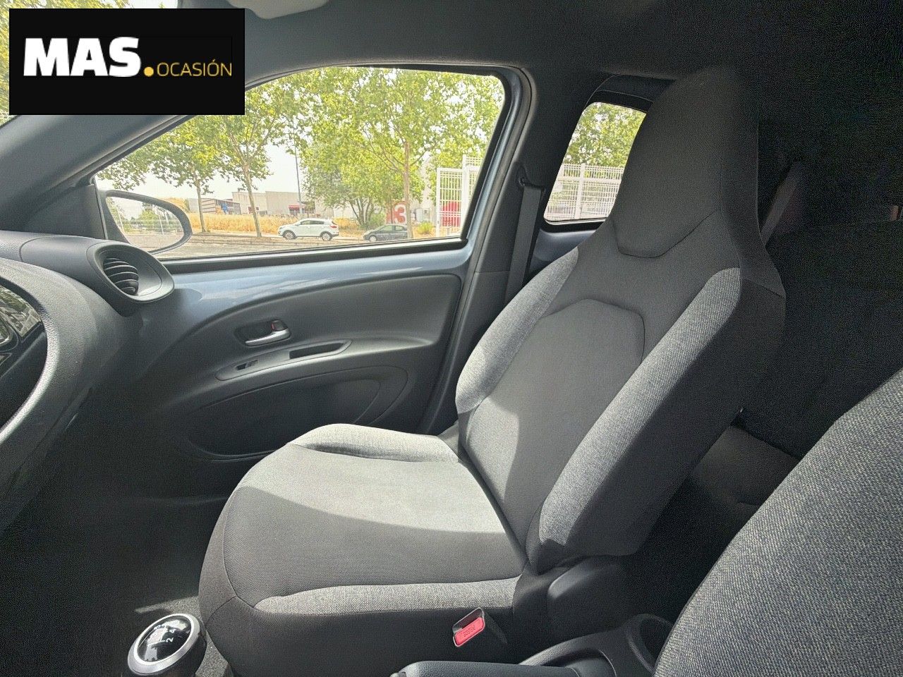 Toyota Aygo X Cross 1.0 VVT-I 72CV Like - Foto 32