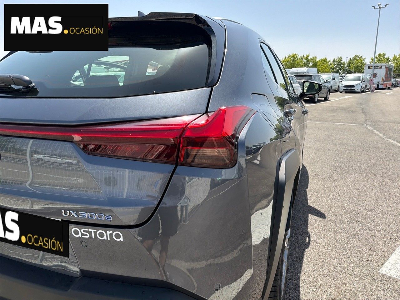 Lexus UX 300e Luxury - Foto 13