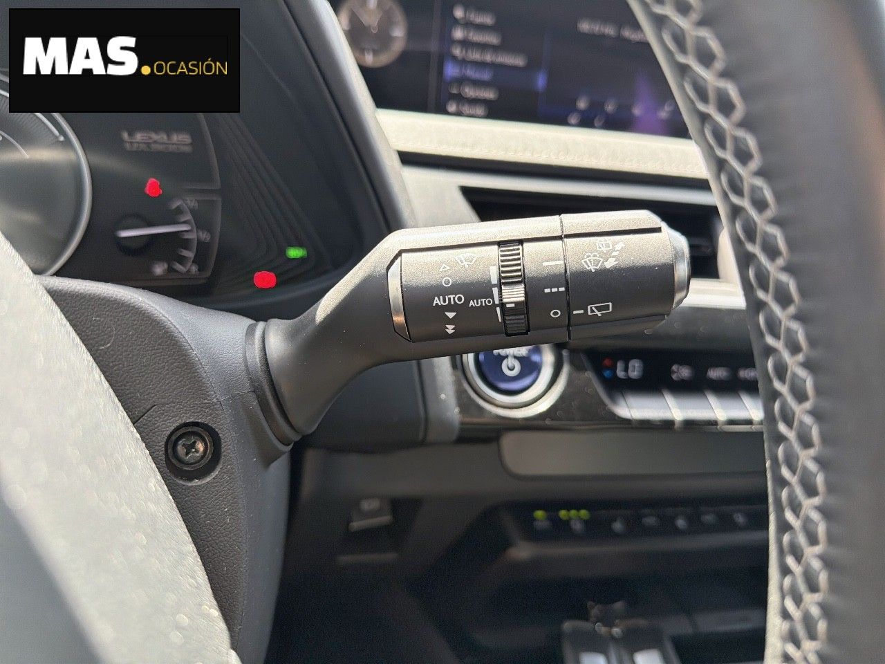 Lexus UX 300e Luxury - Foto 27