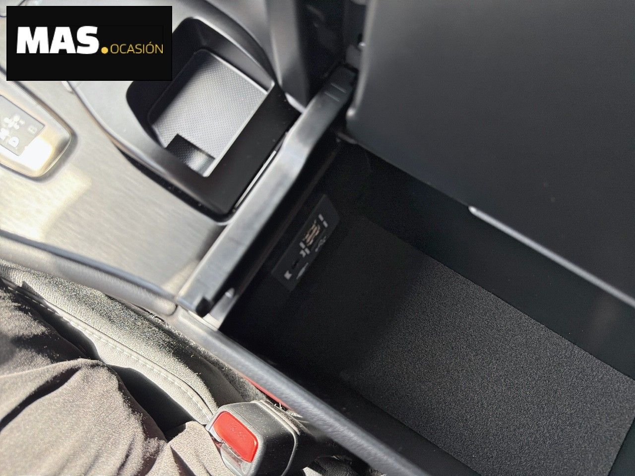 Lexus UX 300e Luxury - Foto 47