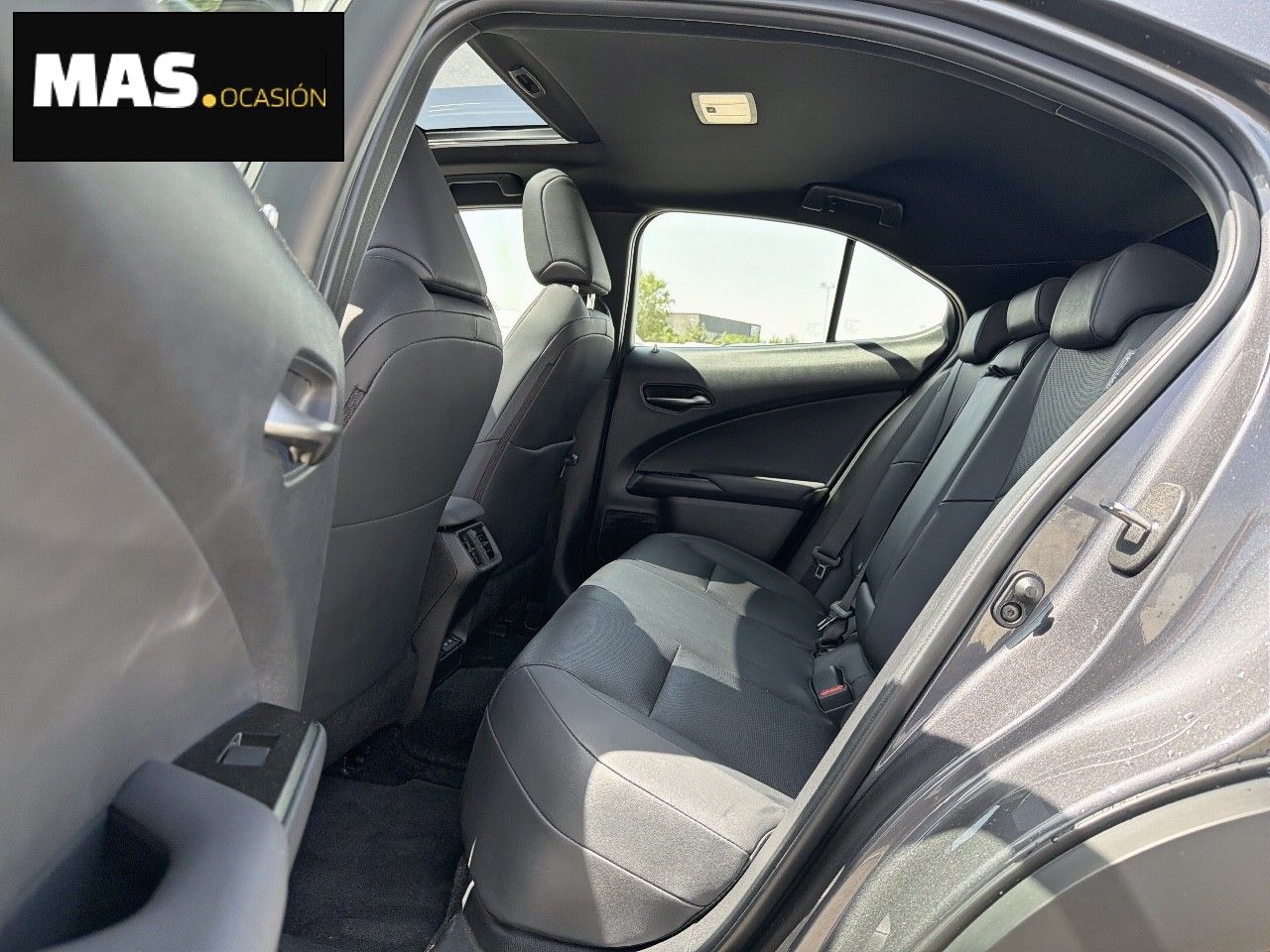 Lexus UX 300e Luxury - Foto 11
