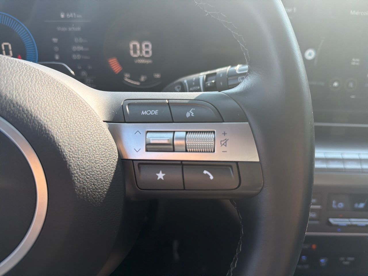 Hyundai Kona 1.0T 100CV Maxx - Foto 17