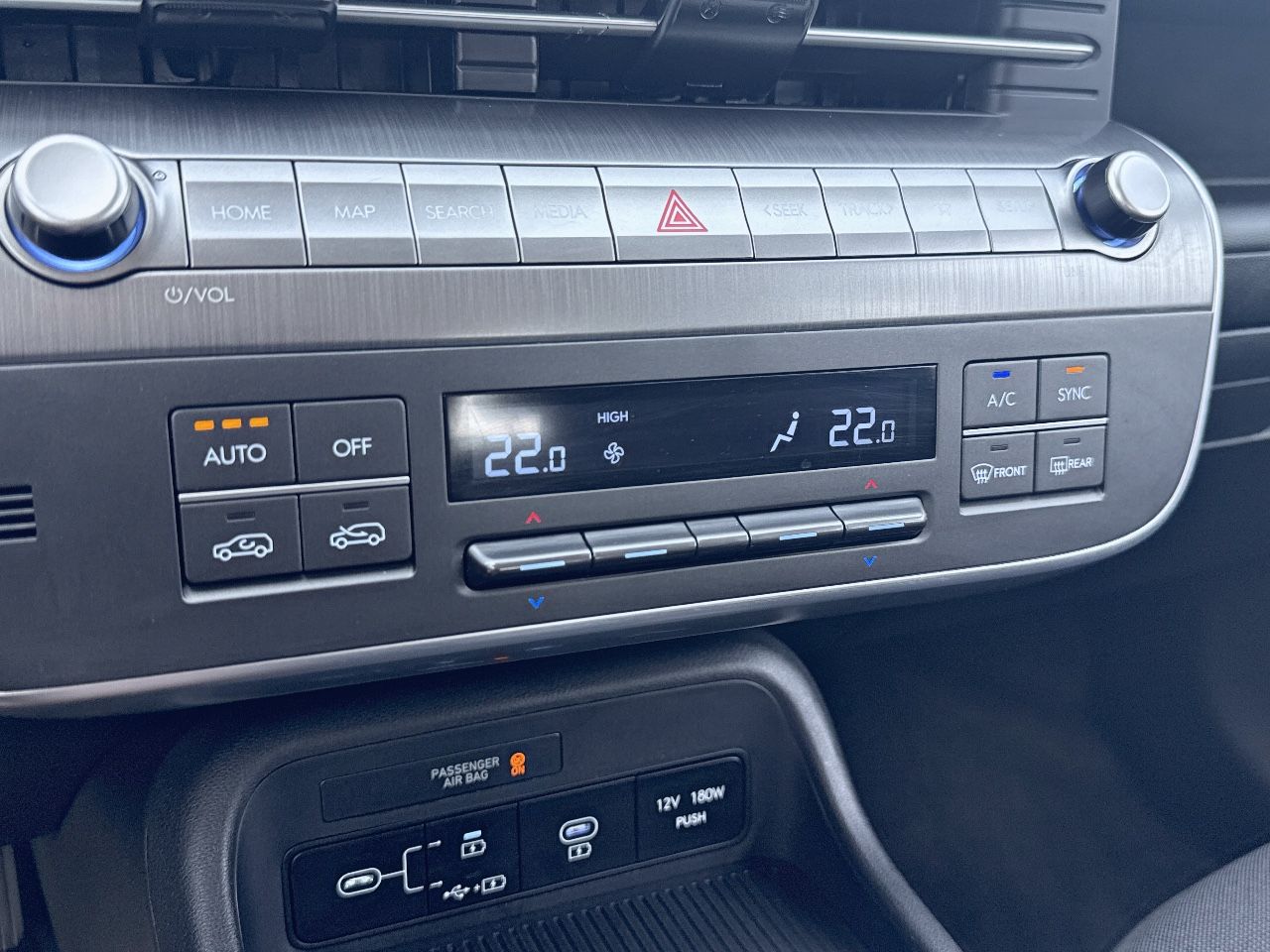 Hyundai Kona 1.0T 100CV Maxx - Foto 25