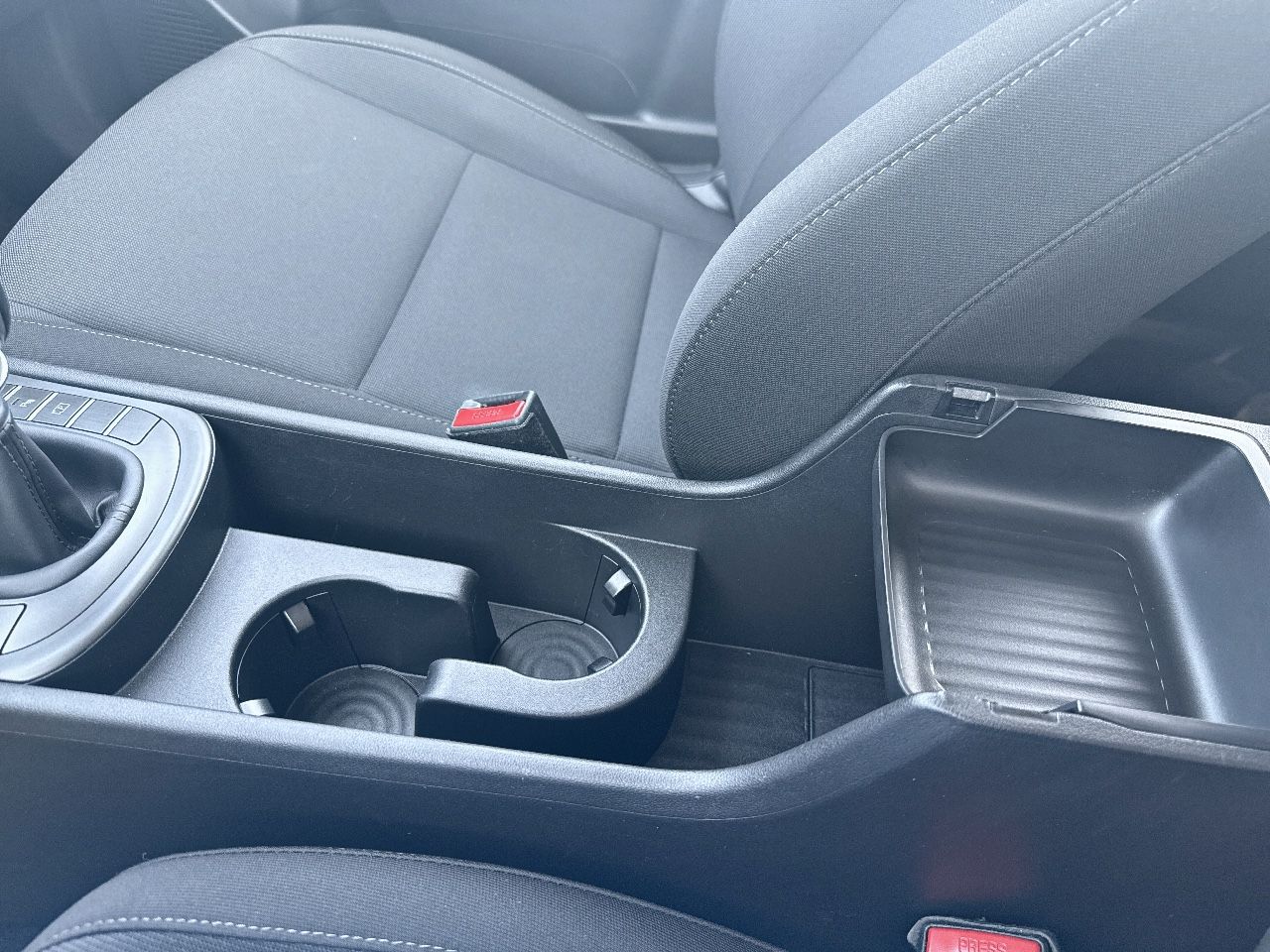 Hyundai Kona 1.0T 100CV Maxx - Foto 30