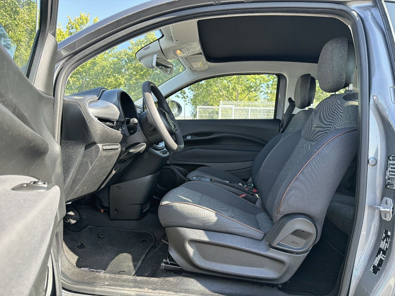 Fiat 500 ICON CABRIO 320km 87kw (118cv) - Foto 12