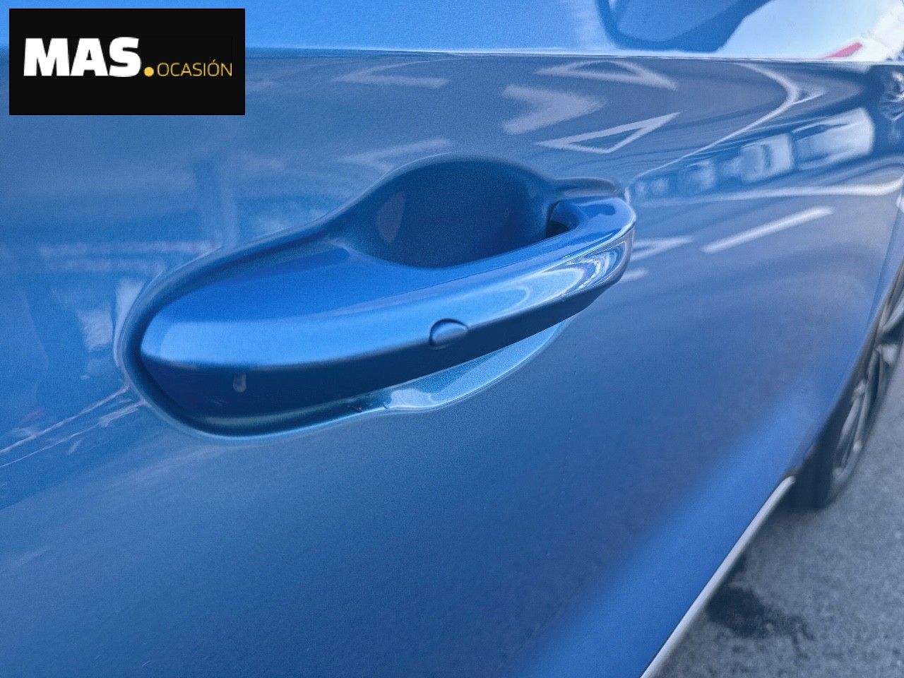 MG ZS Hybrid+ Luxury - Foto 32