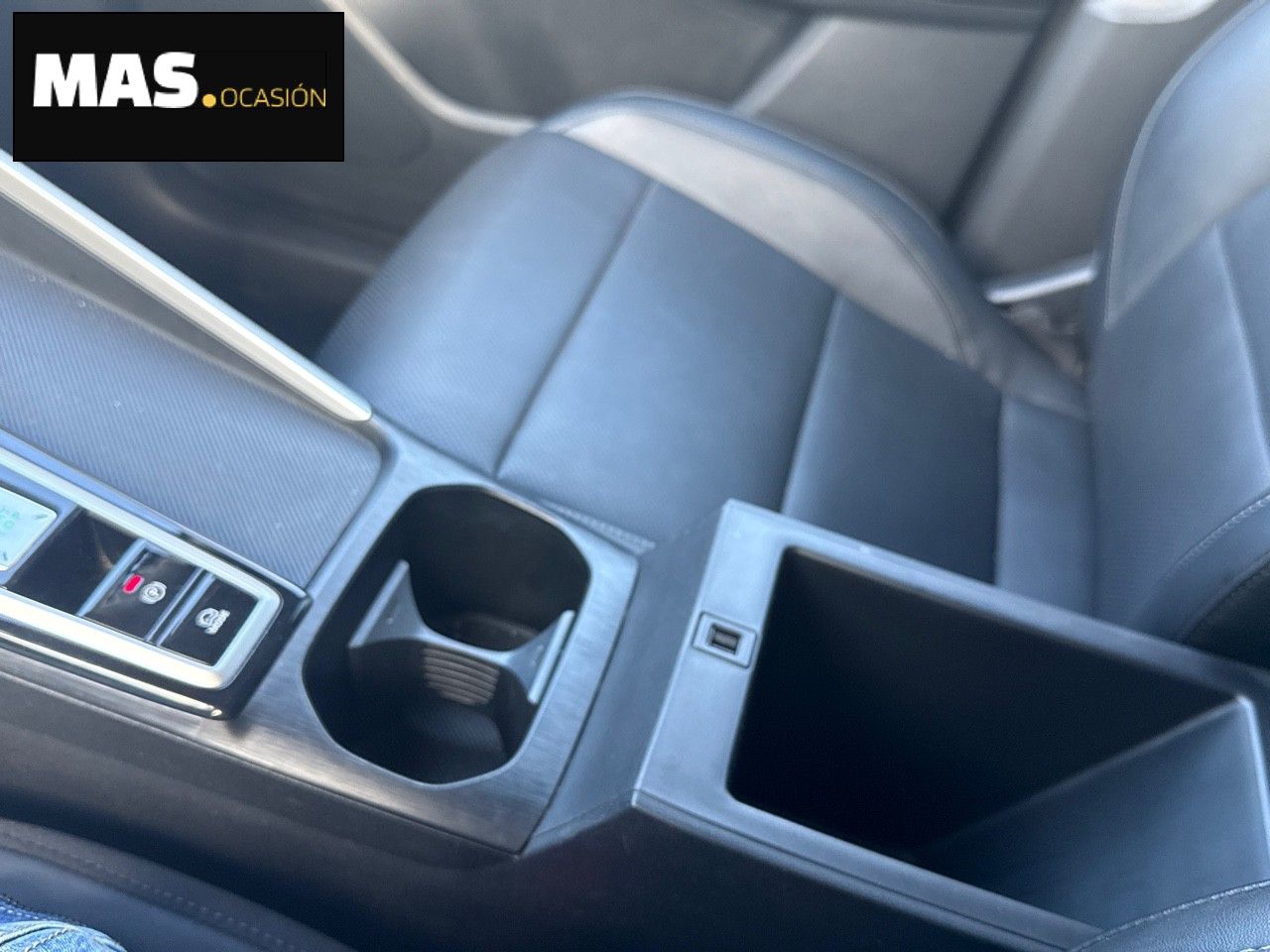 MG ZS Hybrid+ Luxury - Foto 28
