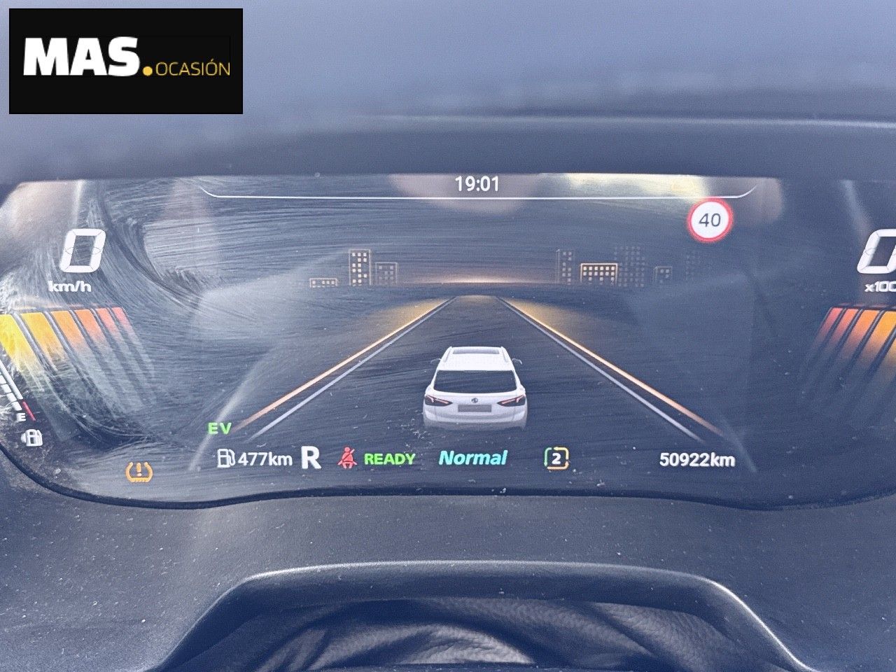 MG ZS Hybrid+ Luxury - Foto 42
