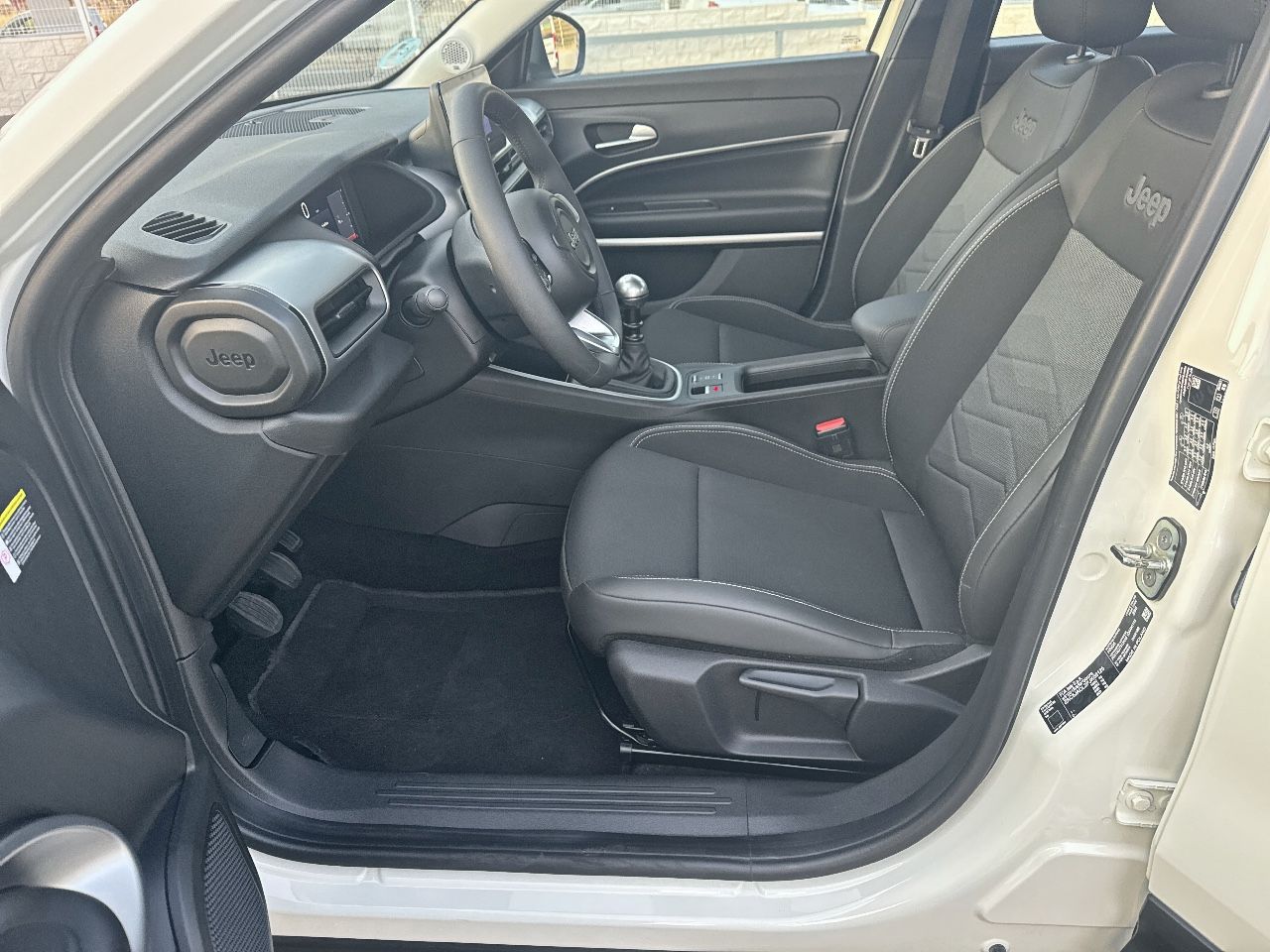 Jeep Avenger 1.2 G 74kW (100CV) Altitude - Foto 10