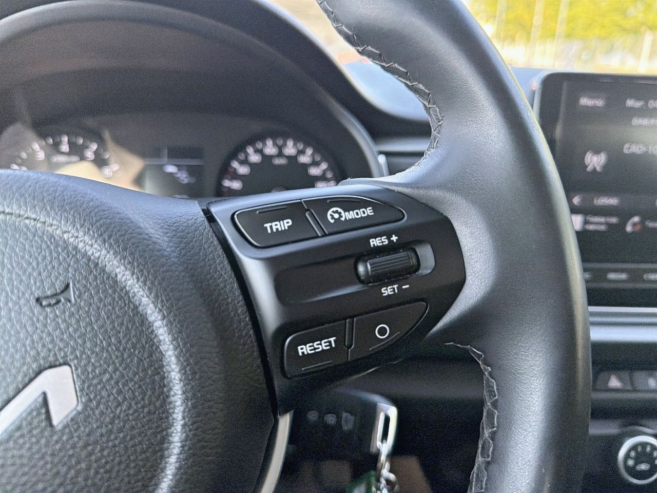 Kia Rio Active 1.0 100cv - Foto 17