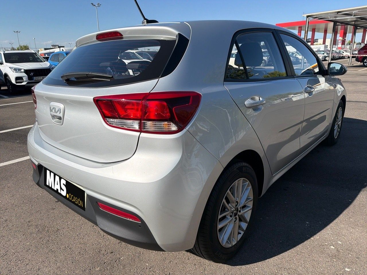 Kia Rio Active 1.0 100cv - Foto 13