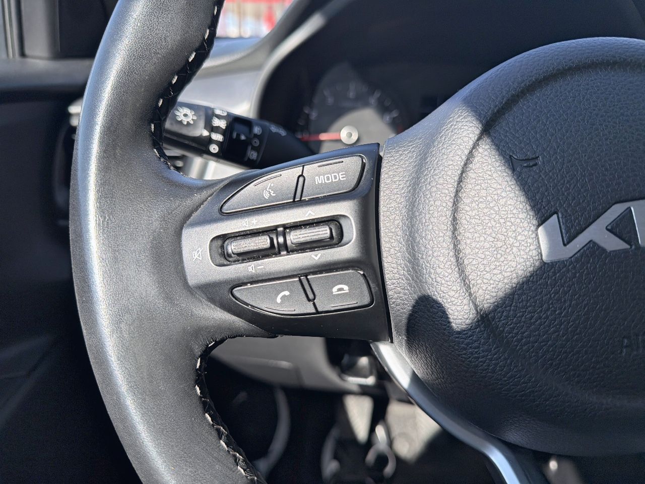 Kia Rio Active 1.0 100cv - Foto 18
