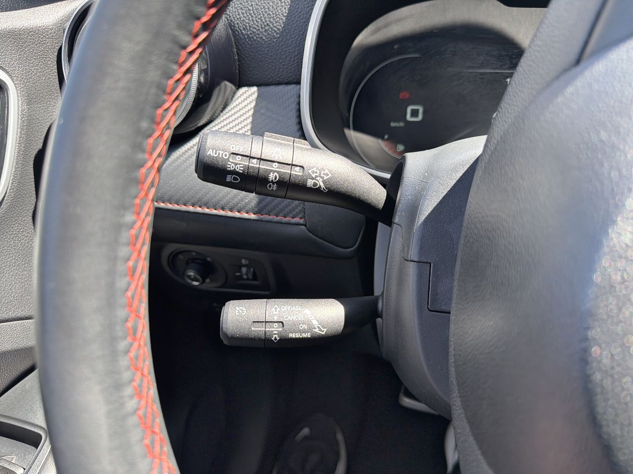 MG ZS 1.0T Luxury Auto - Foto 21