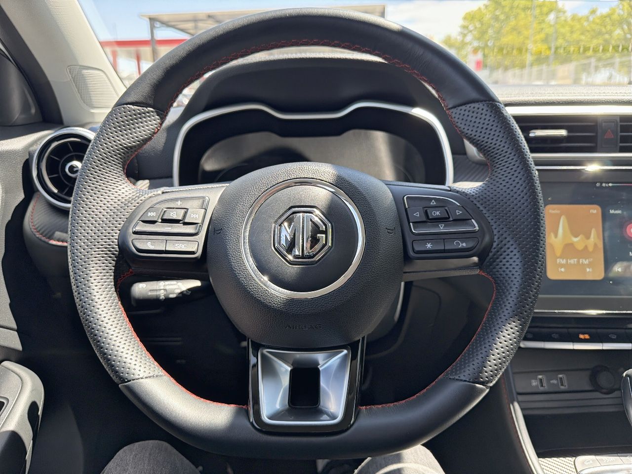MG ZS 1.0T Luxury Auto - Foto 18