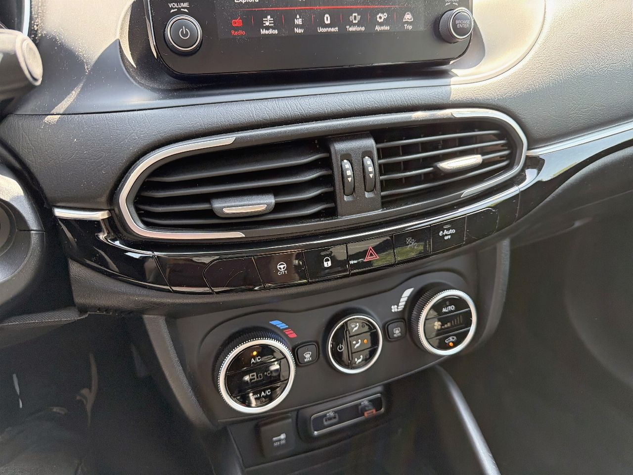 Fiat Tipo HB City Life 1.5 Hybrid 97kW (130CV) DCT - Foto 29