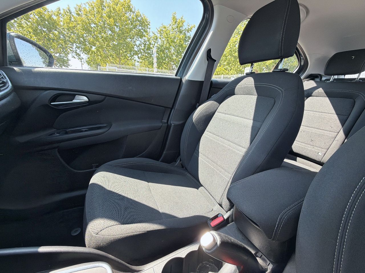 Fiat Tipo HB City Life 1.5 Hybrid 97kW (130CV) DCT - Foto 38
