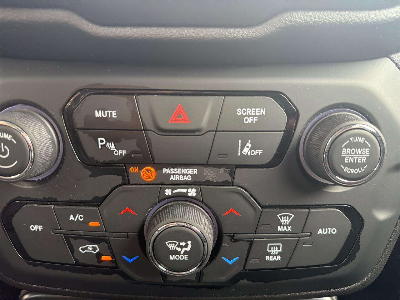 Jeep Renegade Limited 1.6 Mjet 95,6kW (130CV) 4x2 - Foto 32
