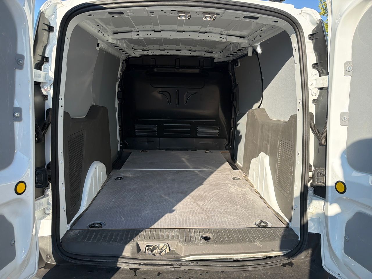 Ford Transit Connect FT210 L2 TREND 100CV - Foto 7